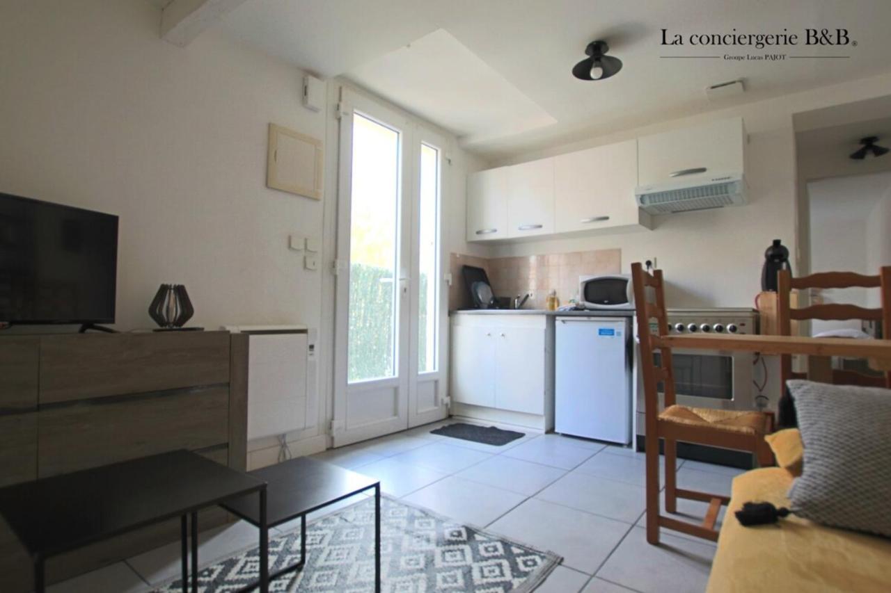 Maisonnette tout confort Rochefort-sur-Mer Extérieur photo